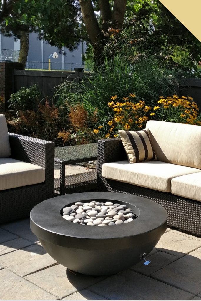 Concrete firepit for outdoor