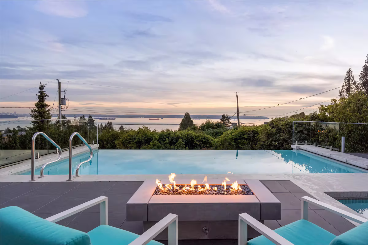 Quadra Concrete Firepit